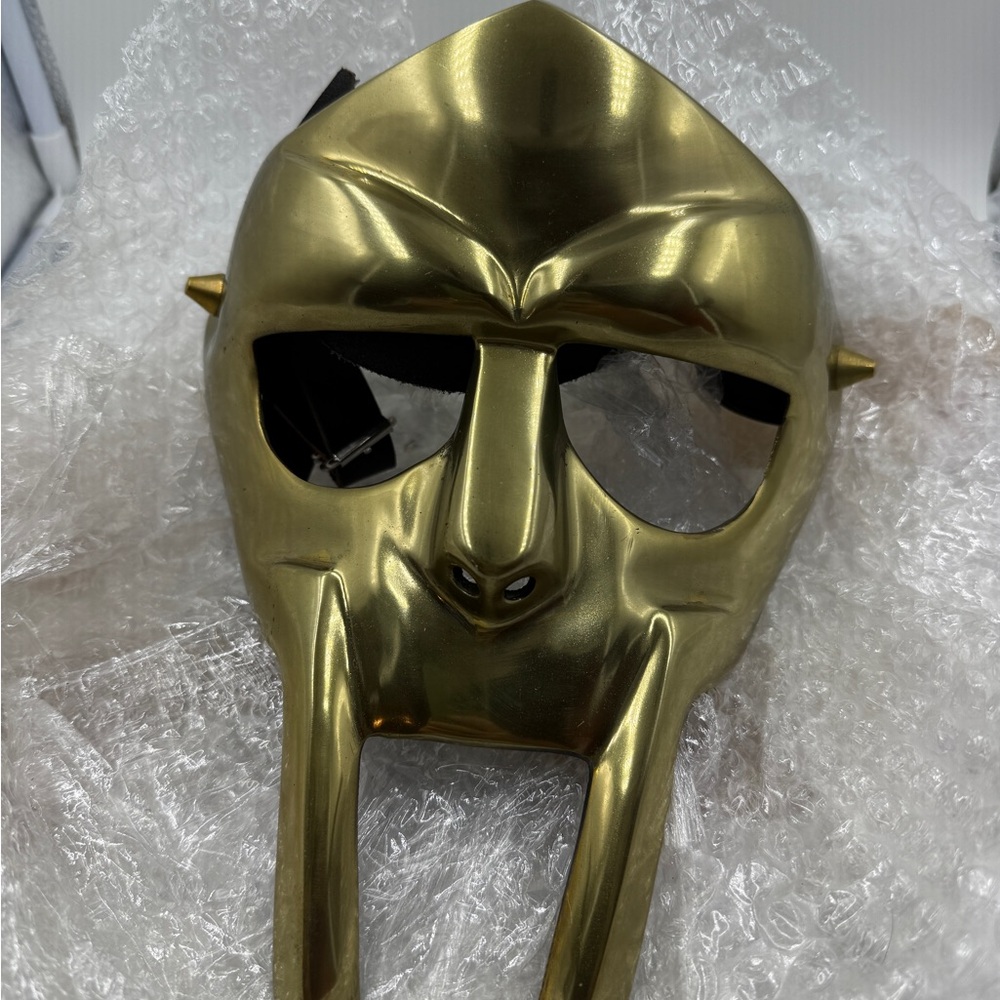 MF DOOM Metallic Steel Gladiator Mask Mad Villain Costume